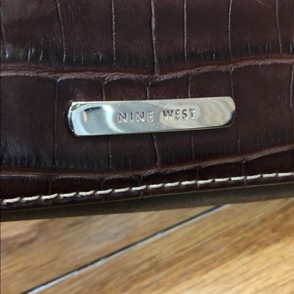 nine West Brown Croc Embossed Faux Leather Wallet - Picture 2 of 8
